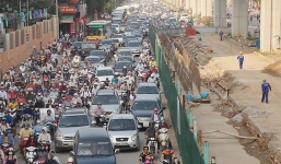 Hà Nội: Chuẩn bị thí điểm cấm xe máy tuyến phố đầu tiên