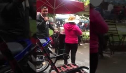 Ông chú hát rong hay như Đàm Vĩnh Hưng khiến dân mạng còn tưởng hát nhép