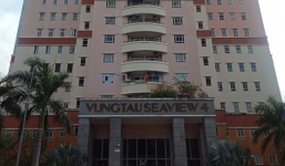 Lại thêm một trường hợp em bé rơi từ chung cư xuống đất tử vong ở Vũng Tàu