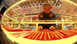 Giá vàng hôm nay 29/3/2019: Vàng bất ngờ tụt giảm theo đà tăng USD