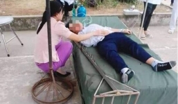 Hải Dương: Nam sinh lớp 6 bị đinh trên cột nhảy cao cắm vào đầu, chấn thương nghiêm trọng