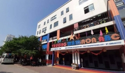 Bé 5 tuổi bị trường mầm non 'đuổi học' vì gia đình chưa đóng tiền học phí và tiền ăn