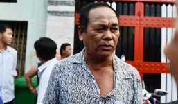 Cha của Phúc XO bất ngờ lên tiếng khi con trai bị tạm giữ