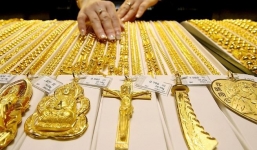 Giá vàng hôm nay ngày 12/4/2019: Vàng thế giới tụt nhanh khi USD tăng cao