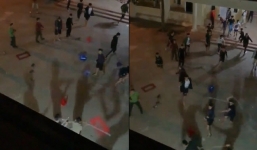 Clip: Hai nhóm sinh viên cầm gậy, ghế hỗn chiến kinh hoàng