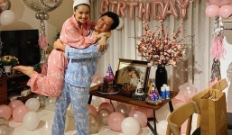 Trường Giang - Nhã Phương diện đồ ngủ, ôm hôn thắm thiết trong tiệc sinh nhật