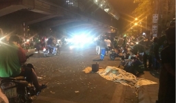 Hà Nội: Ô tô tông hàng loạt phương tiện, một công nhân môi trường tử vong