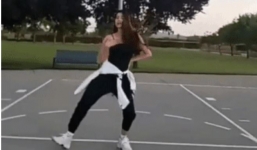 Phạm Hương bất ngờ tung clip nhảy sexy trên sân bóng rổ sau tin đồn sinh con