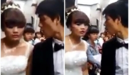 Thêm một trường hợp cô dâu mặt sưng xỉa, suýt đẩy ngã chú rể vì đòi hôn