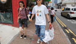 Sau khi có bồ nhí, Trương Đan Phong dỗ khéo vợ bằng việc tặng siêu xe 4,5 tỷ