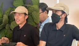 Hoài Linh khiến nhiều người xót xa ở tuổi 54: Mái tóc điểm bạc, chỉ ăn cơm với cá khô