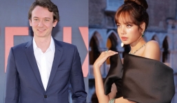 Đăng ảnh bikini đi biển, Lisa (BLACKPINK) lộ thêm bằng chứng hẹn hò con trai tỷ phú giàu nhất hành tinh