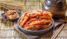 Ăn kim chi mỗi ngày có tốt không? Những lưu ý quan trọng dành cho các 'tín đồ' mê kim chi
