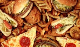 5 thực phẩm không nên ăn khi bị viêm và bệnh mãn tính