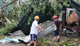 Hà Nội hỗ trợ các gia đình, cá nhân bị thiệt hại do bão số 3