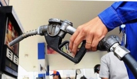 Giá xăng dầu hôm nay ngày 28/4: Đột ngột giảm khi vừa bật tăng