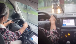 Cụ bà 70 tuổi tự tin lái xe bán tải cực mượt khiến nhiều người nể phục