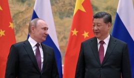 Mỹ dằn mặt Trung Quốc vì giúp Nga đối phó lệnh trừng phạt