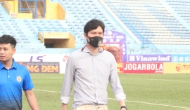 HLV Park Choong Kyun bất ngời rời ghế nóng Hà Nội FC