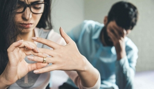 Phụ nữ có 3 thói xấu này thì chồng sợ xanh mặt, muốn tái nhập 'hội độc thân'