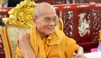 Kinh ngạc: Nhà sư mỉm cười, nhục thân bất hoại sau 2 tháng viên tịch