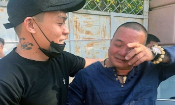 Hải 'bánh' bật khóc khi được ra tù sau hơn 20 năm xuống tay với Dung Hà