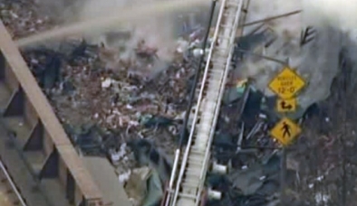 Nổ lớn tại trung tâm New York, 2 tòa nhà đổ sập