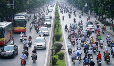 Cấm ô tô đường Xuân Thủy, Cầu Giấy chưa thể làm ngay