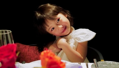 Con gái Justatee phá đảo MXH với màn nhận xét dàn nam thần Rap Việt chất lừ