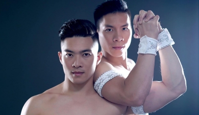 Quốc Cơ - Quốc Nghiệp lên tiếng xin lỗi sau ồn ào 'lái xe chồng đầu lên nhau'