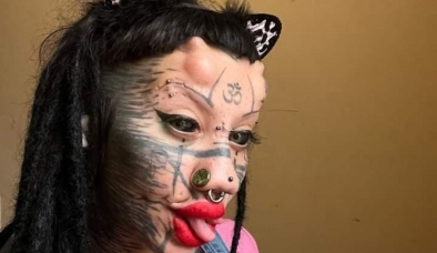 Cô gái 10X phẫu thuật thẩm mỹ 20 lần để thực hiện ước mơ 'biến hình' thành.... mèo