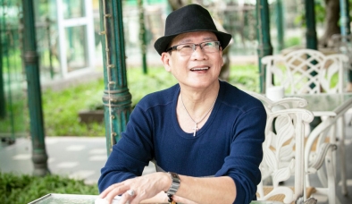 Danh ca Tuấn Vũ và cuộc sống cô đơn ở tuổi xế chiều sau bao năm phiêu bạt nơi 'đất khách'