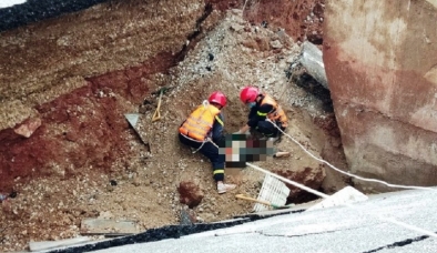 Thông tin mới vụ sụt cầu sau bão MUN khiến 2 vợ chồng tử vong