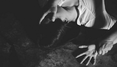 Vừa sinh con được 7 ngày, sản phụ trẻ bị 'yêu râu xanh' cưỡng bức