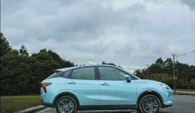 Mẫu xe điện Trung Quốc mang phong cách Tesla, giá chỉ 354 triệu đồng