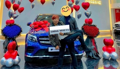 Hiện tượng mạng Thông Soái Ca chơi lớn, tậu 'mẹc' gần 2 tỷ sau 1 tháng làm khuynh đảo Tik Tok 