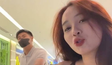 Khoảnh khắc Nhâm Mạnh Dũng 'khóa môi' bạn gái đầy tình tứ trên MXH