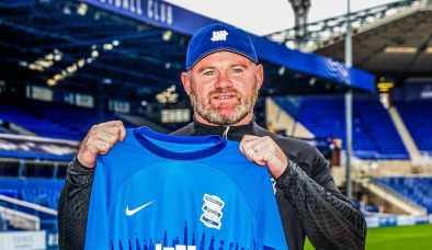 Huyền thoại Man Utd chính thức bị sa thải sau 3 tháng