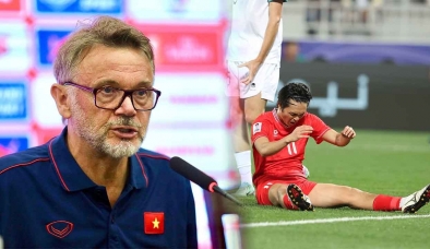 HLV Troussier từng bị sa thải sau khi thua Indonesia