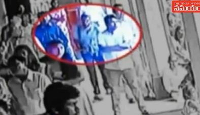 Khoảnh khắc kẻ đánh bom Sri Lanka đeo chất nổ bước vào nhà thờ