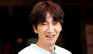 Lee Kwang Soo hóa thân 'Tiểu Bắc' Dịch Dương Thiên Tỉ khiến fan 'cười banh nóc nhà'