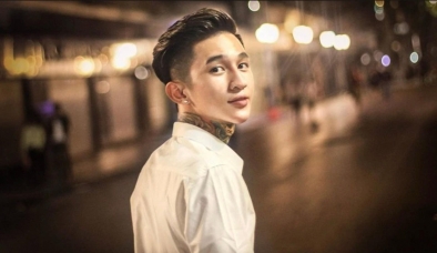 Clip: Gần giỗ đầu Hoàng Tử Gió, hội bạn thân có việc làm khiến ai nấy xúc động