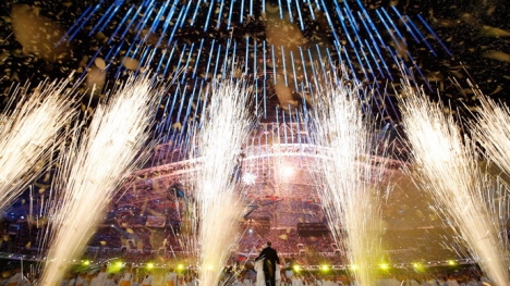 Cận cảnh lễ bế mạc lộng lẫy của Olympic Sochi