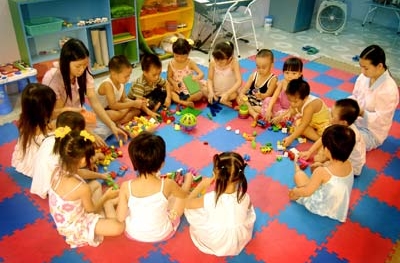 Thứ trưởng Bộ GD-ĐT: Nghiêm cấm dạy thêm ngoại ngữ cho trẻ quá sớm