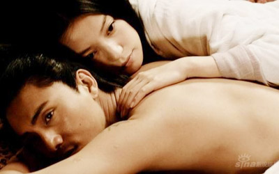 Chồng đi ngủ với gái lấy tiền nuôi vợ