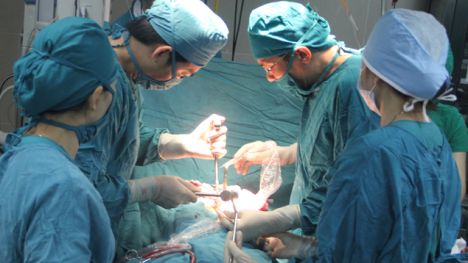 Người đâm thủng tim nam sinh lớp 10 là một thiếu nhi