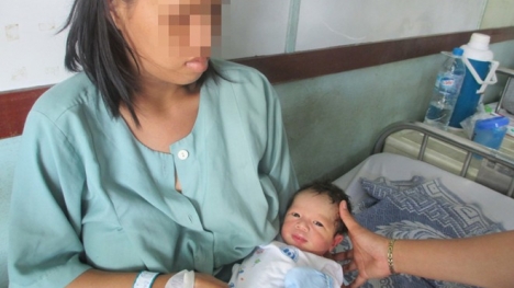 Lời kể của sản phụ 9X đẻ rớt ở ghế đá công viên Sài Gòn