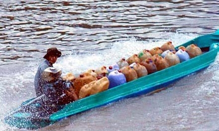 Clip: Thủ đoạn buôn lậu xăng dầu tinh vi ở Thanh Hóa, thu chục tỉ/tháng