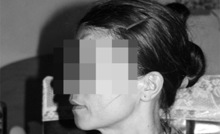 Bố ép mẹ đi hỏi cưới nhân tình, con gái gọi điện cầu cứu