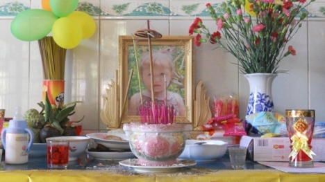 Rùng rợn mẹ đẻ “thú tính” nhẫn tâm giết hại con ruột.